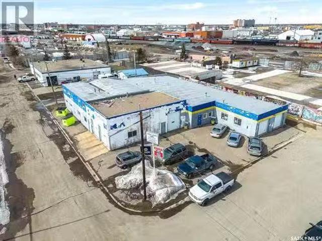 1524 Montreal Street, Regina, SK, S4P 3K1 commercial for sal.