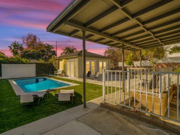 1524 East Mariposa Avenue, El Segundo, US, CA