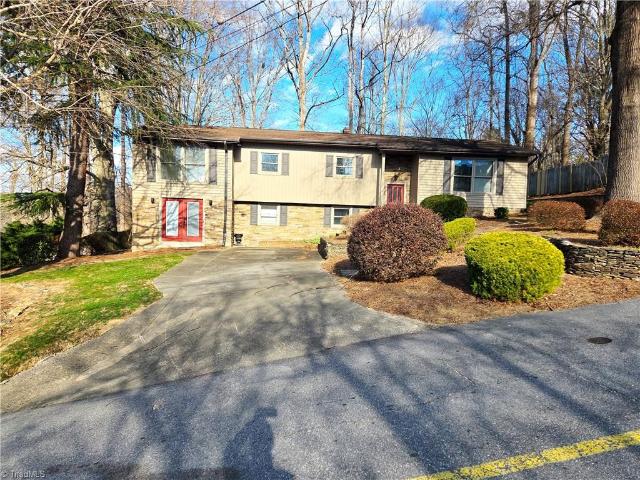 1524 Holly Cir, Wilkesboro, NC 28697 | MLS #262821