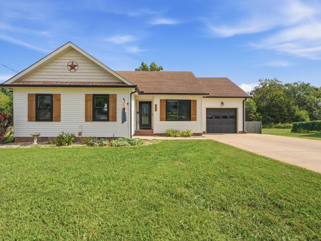 1524 Joanne Cir