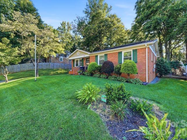 1524 Lanewood Place