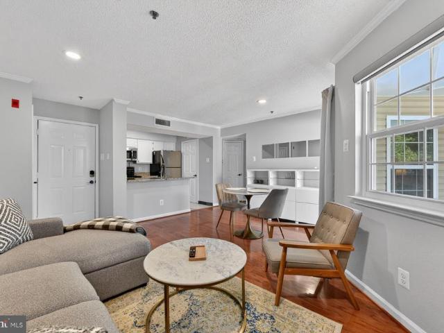 1524 Lincoln Way # 416
