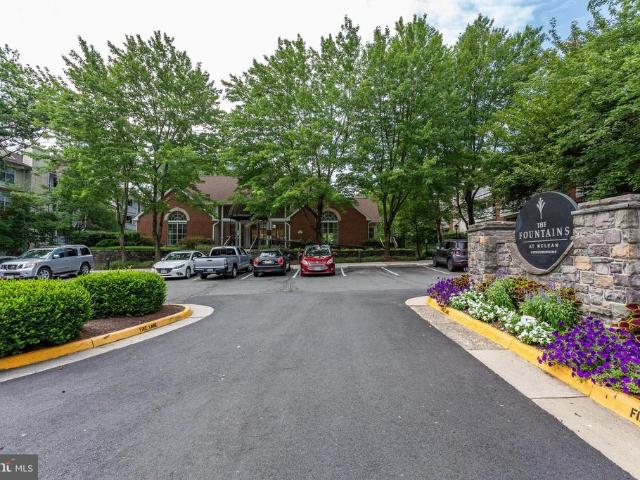 1524 Lincoln Way # 421
