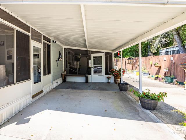 1524 Valencia Drive
