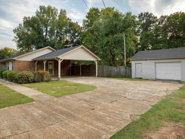 1524 Woodmont Dr