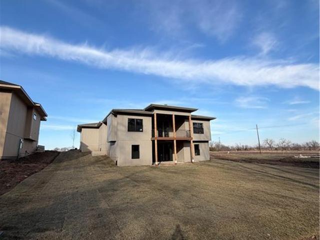 15253 W 162nd St, Olathe, KS 66062 | MLS #2563