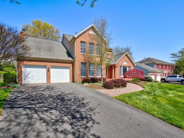 15253 Surrey House Way, Centreville, VA 20120 | MLS #VAFX2322