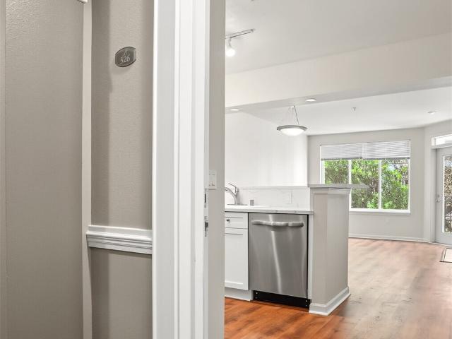 1525 NW 57th Street # 326
