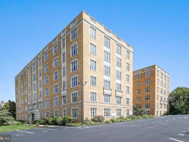 1525 N Front Street # APT 404