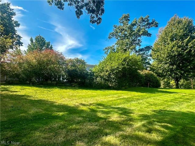 1525 Bellvue Drive
