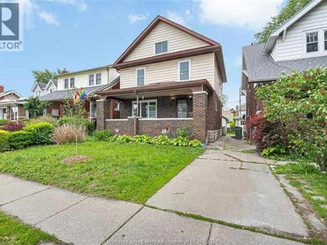 1525 Dougall, Windsor, ON, N8X 1S2 house for sale | Listing ID 26012 | Royal LePage