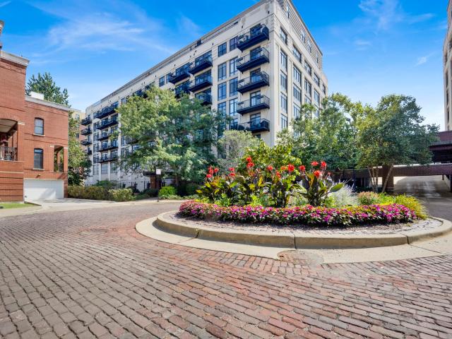 1525 S Sangamon Street # 315P