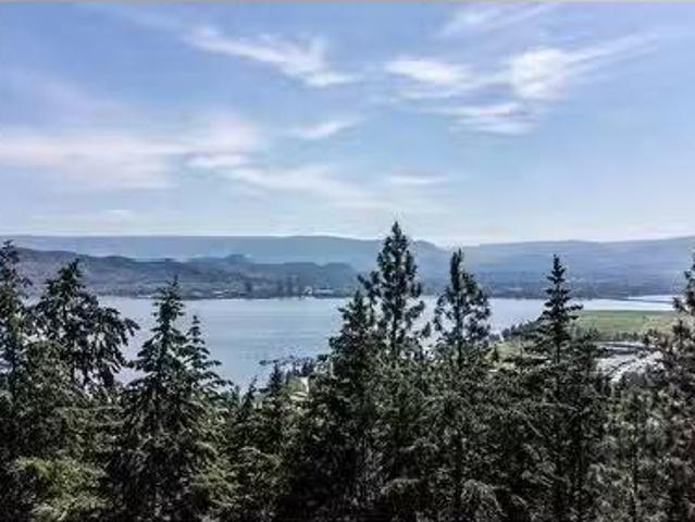 1525 Scott Crescent, West Kelowna, BC, V1Z 2X6 vacant land f.