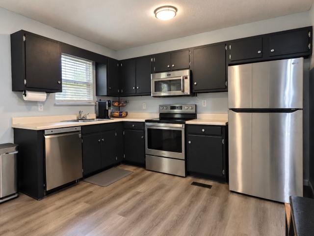 1525 Wildwood Lake Rd SE