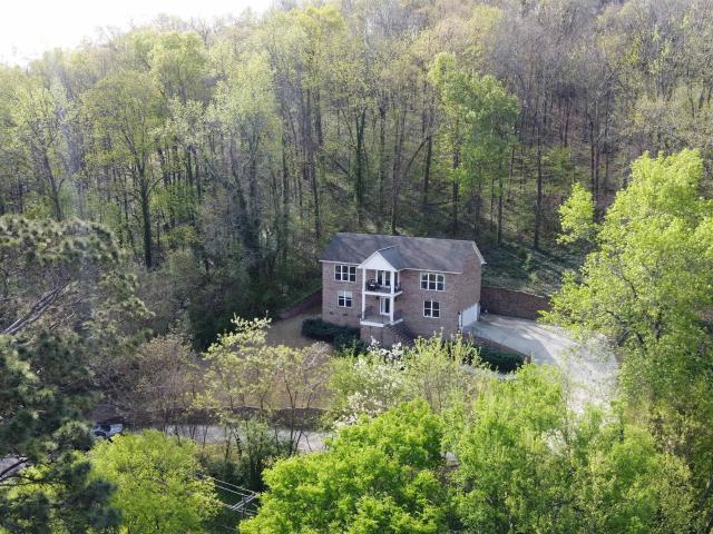 1525 Willow Beach Road