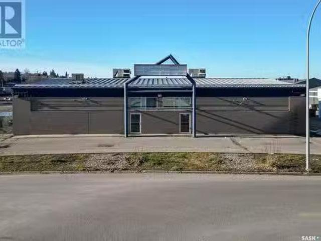 1525 5Th Avenue E, Prince Albert, SK, S6V 7Z5 commercial for.