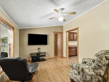 1526 E Miller Road