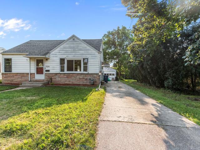 1526 RUGBY Street