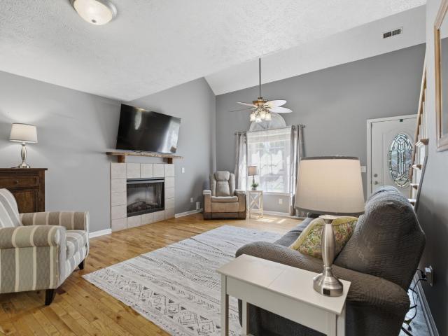 1526 Ripken Ct