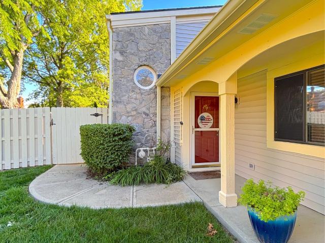 1526 Roanoke Drive