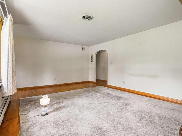 1526 S Main Street