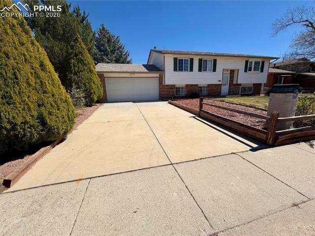1527 Nokomis Dr, Colorado Springs, CO 80915 | MLS #3942