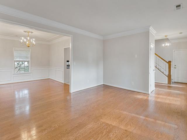1527 cherry bark ln