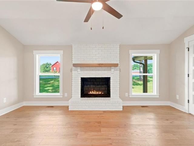 1528 New Light Road