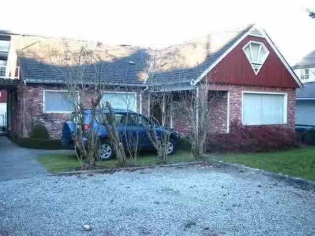 15297 17 Avenue, Surrey, BC, V4A 1T8 house for sale Listing.