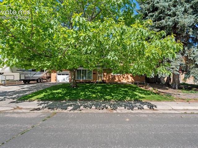 1529 Hollyhock Drive