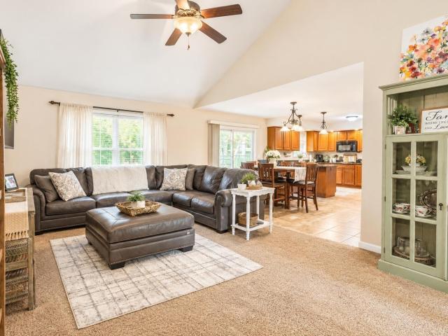 15201 Aj Drive
