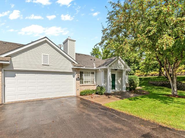 15202 Greenhaven Way