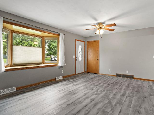 1520 N Pontiac Drive