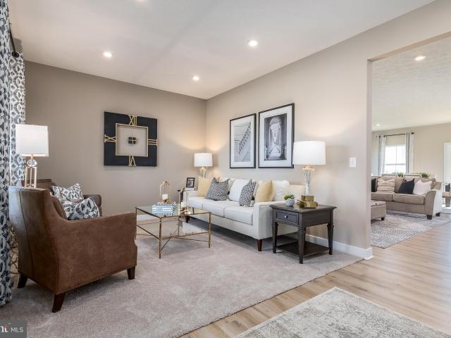 1520 Caracas Blvd, Martinsburg, WV 25403 | MLS #WVBE2050