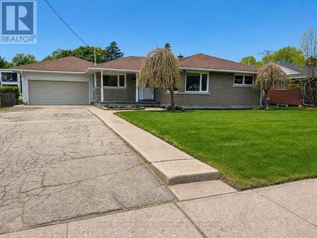 1520 Concession Road, Cambridge, ON, N3H 4L9 house for sale | Listing ID X13141 | Royal LePage