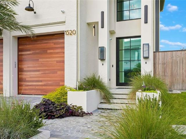 1520 poinsettia drive