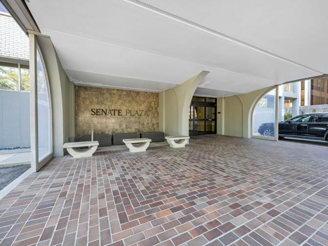 1520 Senate Street