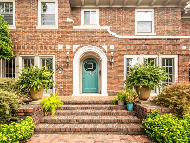 1520 vance ave
