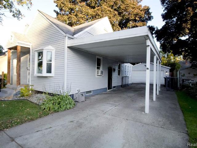 1521 Mulberry Lane