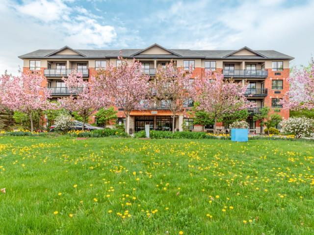 1521 Manotick Station Road 402 Ottawa, ON K4P 1K4