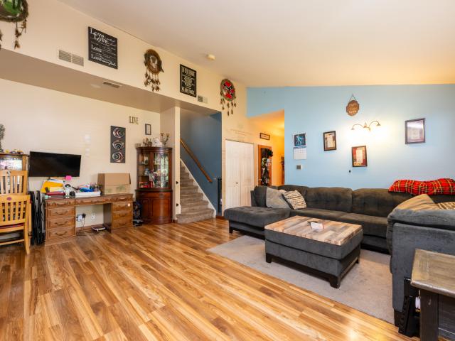 1521 Golfview Road