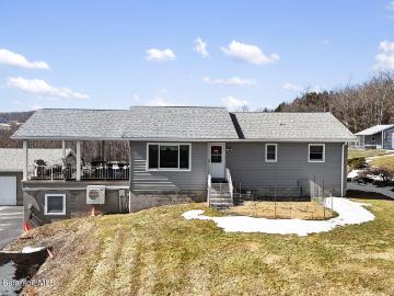 1521 Grinnell Road
