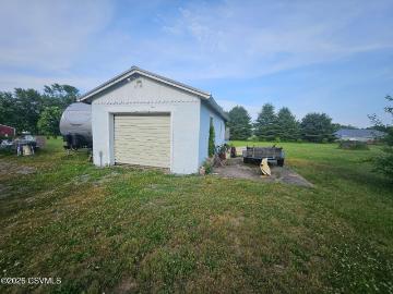 15220 state route 405