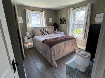 1522 Main Street