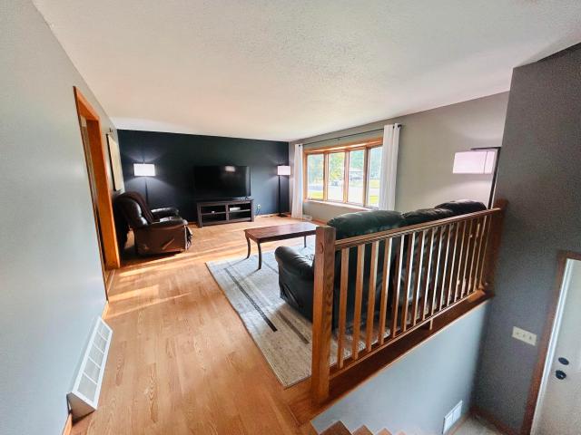 1522 Sand Lake Rd
