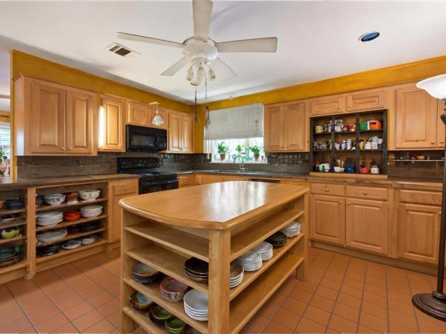 1522 Spring Hills Drive