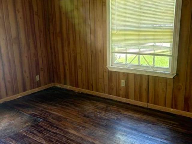 1523 Linden Place