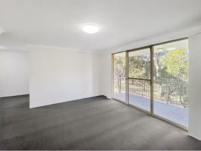 15/2 8 Bailey Street, Westmead Apartment for rent Listed by D.