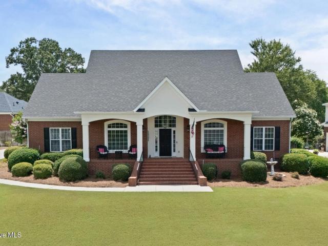 152 Kestwick Drive E