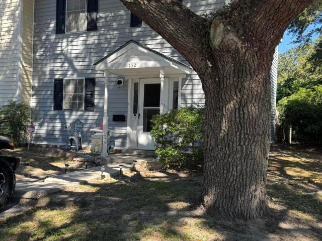 152 Heritage Circle H 9